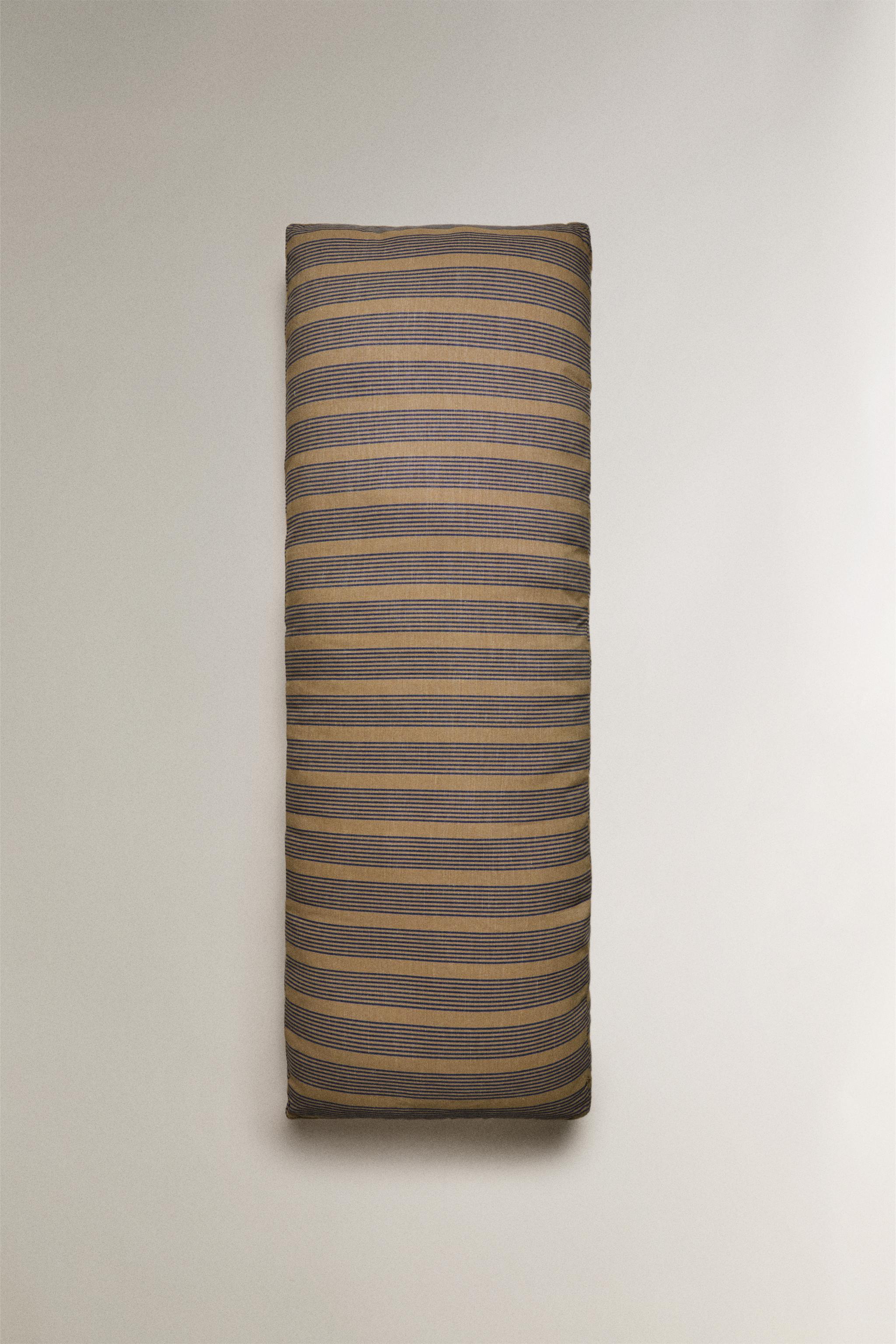 STRIPED BENCH SEAT CUSHION